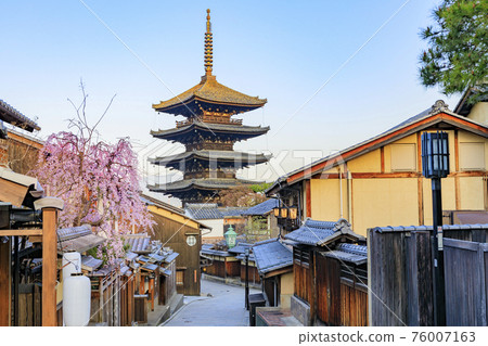 東山附近Sannenzaka Ninnenzaka Yasaka塔 76007163
