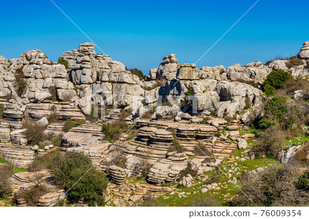 El Torcal de Antequera, Andalusia, Spain, near Antequera, province Malaga. El Torcal de Antequera, Andalusia, Spain, near Antequera, province Malaga. 76009354