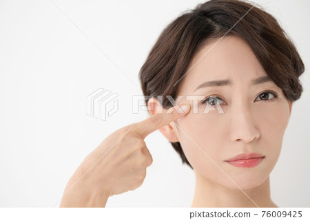美人圖 眼角皺紋 76009425