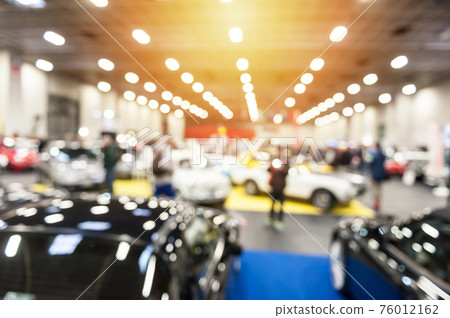 Defocus image of a showroom Defocus image of a showroom 76012162