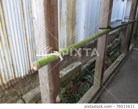 Bamboo railing 76015611