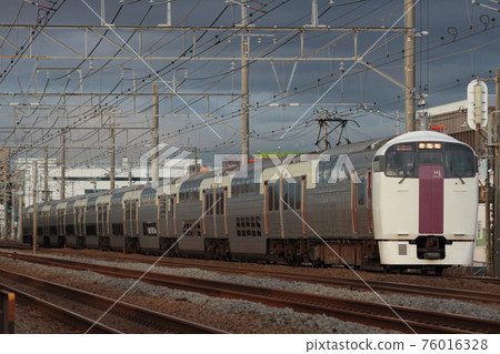 JR East 251 series 76016328