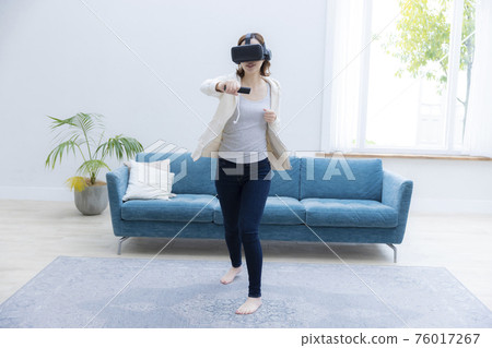 virtual reality 76017267