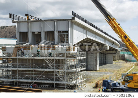 Road construction 76021862