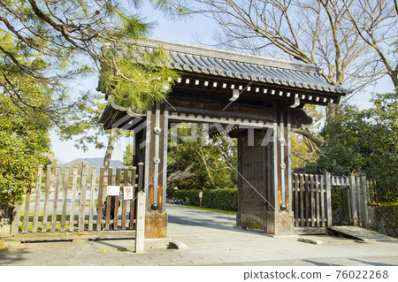 Kyoto Gyoen Crab Gate Kyoto Gyoen Crab Gate 76022268