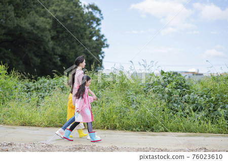 Portrait of happy cheerful family, young mother and two daughters 247 Portrait of happy cheerful family, young mother and two daughters 247 76023610