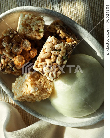 Korean traditional food Gangjeong and Hobbang Korean traditional food Gangjeong and Hobbang 76024804