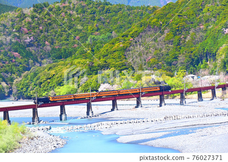 SL of the Oigawa Railway 76027371