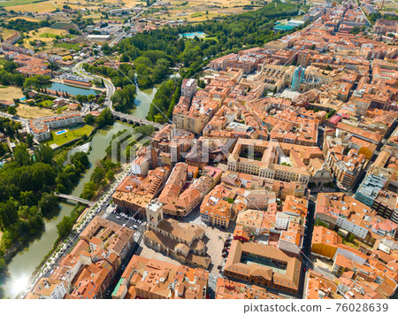 Aerial view of Palencia cityscape Aerial view of Palencia cityscape 76028639