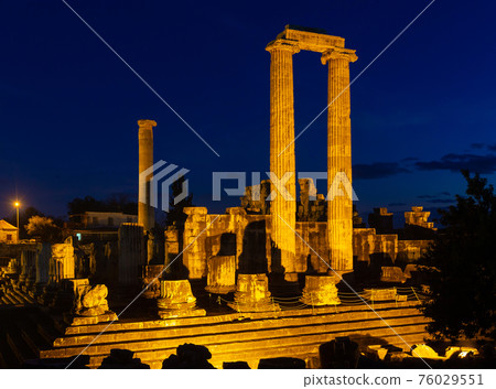 Night view of lighted ruins of Apollo Temple, Turkey Night view of lighted ruins of Apollo Temple, Turkey 76029551