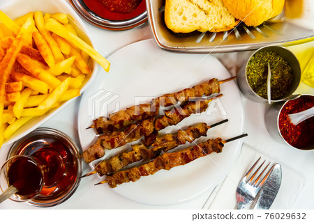 turkish food shish kebab 76029632
