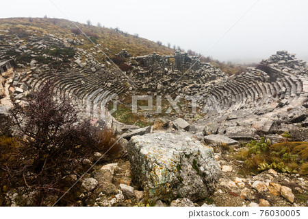 Ruins of Roman theatre in ancient town of Sagalassos, Turkey 76030005