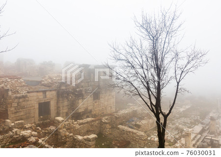Remains of ancient public baths at archaeological site of Sagalassos Remains of ancient public baths at archaeological site of Sagalassos 76030031