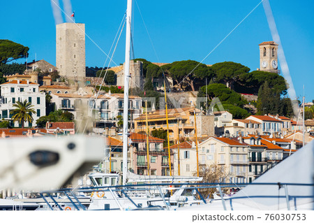 Old Port of Cannes 76030753