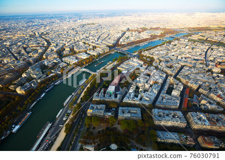 Panorama of central streets of Paris Panorama of central streets of Paris 76030791