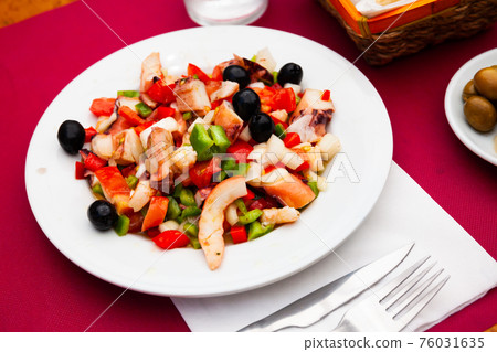 Seafood salad Salpicon de marisco 76031635