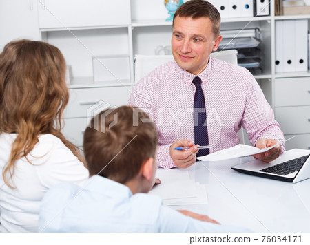 Consultation with school headmaster Consultation with school headmaster 76034171