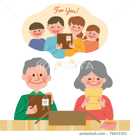Respect for the Aged Day, an elderly couple receiving a gift Respect for the Aged Day, an elderly couple receiving a gift 76043301