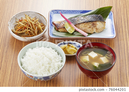 鯖魚烤套餐 76044201