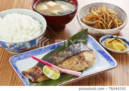 鯖魚烤套餐 鯖魚烤套餐 76044202