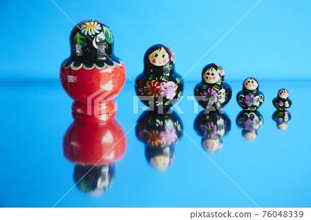 俄羅斯套娃 76048339