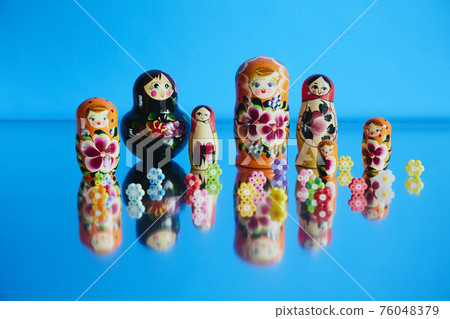 俄羅斯套娃 76048379