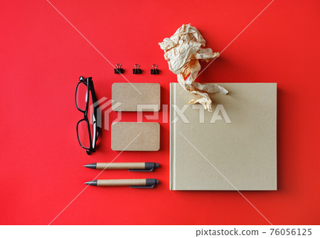 Photo of kraft stationery 76056125
