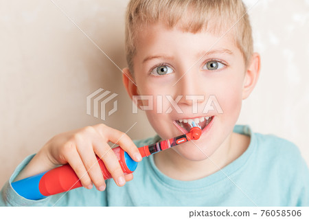 Little child happiness brushing her teeth Little child happiness brushing her teeth 76058506