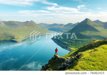 Majestic views over the fjords of Funningur 76062425