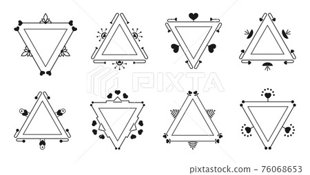 Ornate tricorn thin line border heart set vector Ornate tricorn thin line border heart set vector 76068653