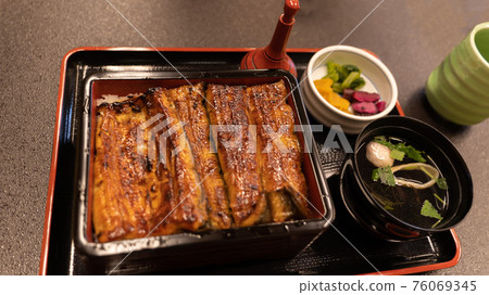 鰻魚 Kabayaki 特寫 鰻魚 Kabayaki 特寫 76069345