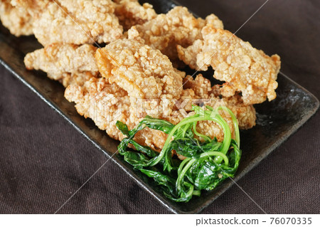 鹹酥雞 鹹酥雞 76070335
