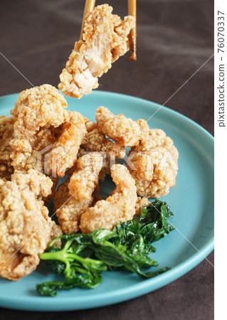 鹹酥雞 鹹酥雞 76070337