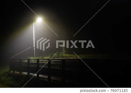 street light in the morning 76071185