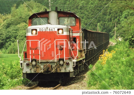 JR Freight DD51 + Seki 6000 76072649