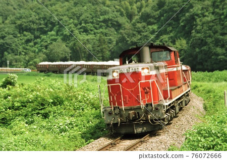 JR Freight DD51 + Hoki 9500 76072666