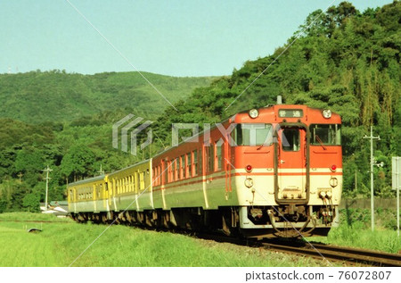 JR West Kiha 47 series JR West Kiha 47 series 76072807