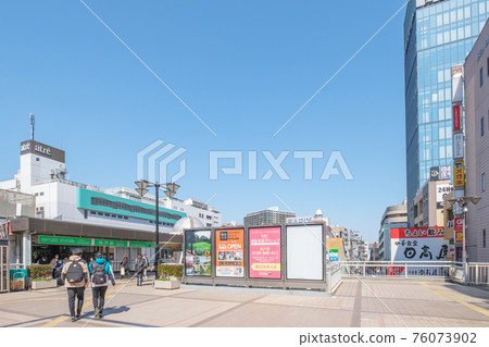 Cityscape: Pedestrian deck and cityscape in front of the east exit of Matsudo Station Matsudo City, Chiba Prefecture 76073902