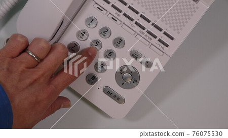 商務電話撥號操作5 商務電話撥號操作5 76075530