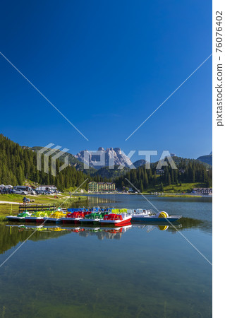 Lago di Misurina, Province of Belluno, Italy Lago di Misurina, Province of Belluno, Italy 76076402