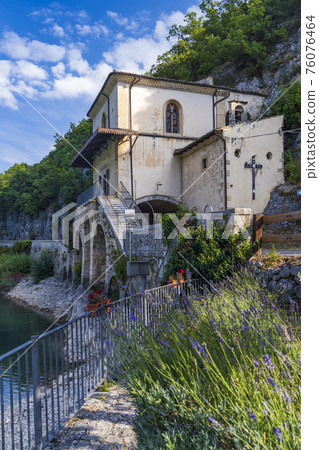 Church of Santa Maria Annunziata, Scanno, Province of L'Aquila, region of Abruzzo, Italy Church of Santa Maria Annunziata, Scanno, Province of L'Aquila, region of Abruzzo, Italy 76076464