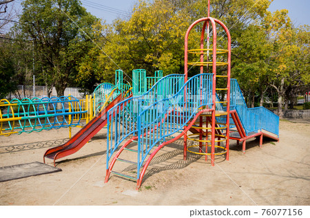 遊樂設備 76077156