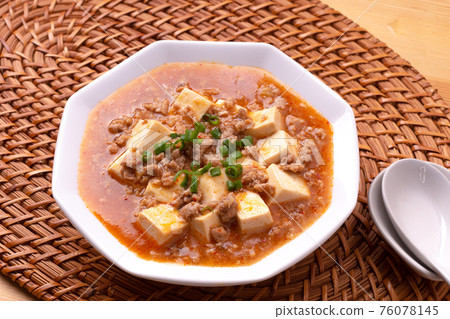 麻婆豆腐 76078145