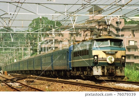 JR西日本EF66+JR九州14系臥舖特快隼鳥 JR西日本EF66+JR九州14系臥舖特快隼鳥 76079339
