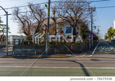 Walk in Tokyo, 2-29 Nakamachi, Setagaya-ku, Tamagawa Elementary School, Setagaya-ku Walk in Tokyo, 2-29 Nakamachi, Setagaya-ku, Tamagawa Elementary School, Setagaya-ku 76079506