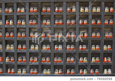 佛法排成一格 佛法排成一格 76080098