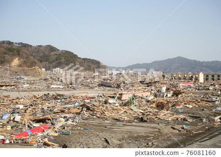 東日本大地震後一個月的岩手縣大土町 東日本大地震後一個月的岩手縣大土町 76081160