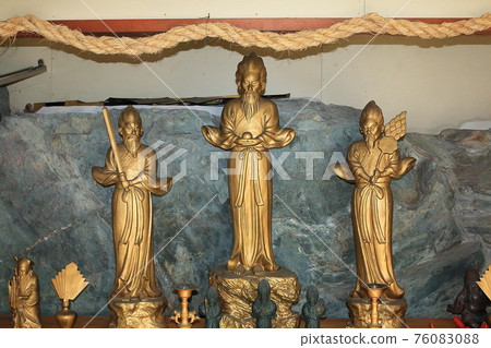 Mt. Ishizuchi God statue Mt. Ishizuchi God statue 76083088