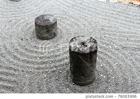 Karesansui (Tofukuji Temple) 76083906