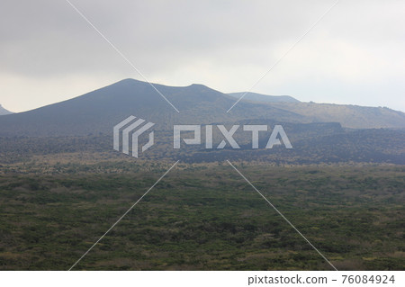 Mihara-yama···Δ△△Yama△△△··· 76084924